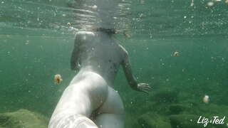 سکس در رودخانه