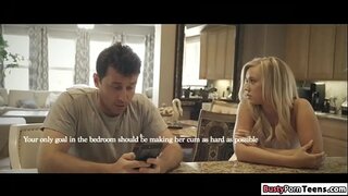 ���ોનેરી બેઈલી પ્રેમ મેળવવામાં fucked એક રફ રીતે